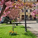 Lägenhet Z Kominkiem Retroglam Mieroszow