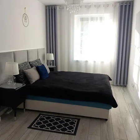 Z Kominkiem Retroglam Apartment Mieroszow