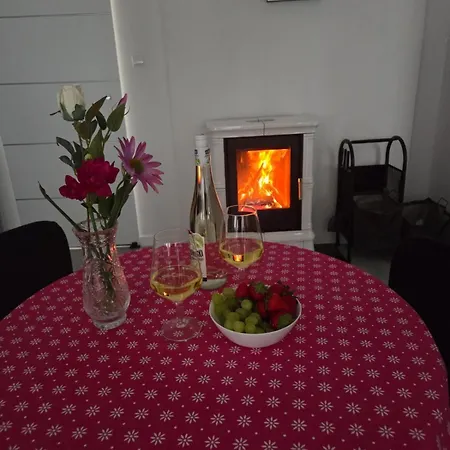 Z Kominkiem Retroglam