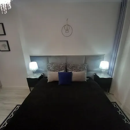 Z Kominkiem Retroglam Apartment