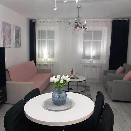 Apartment Z Kominkiem Retroglam *