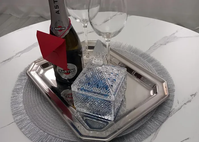 Z Kominkiem Retroglam Mieroszów