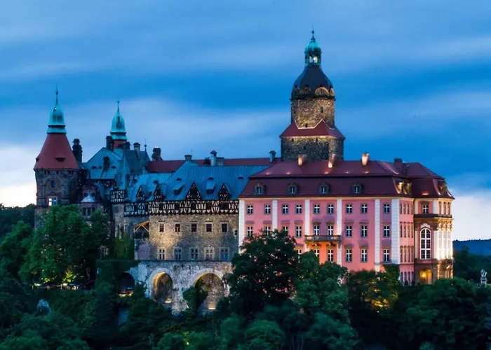 Z Kominkiem Retroglam アパート *